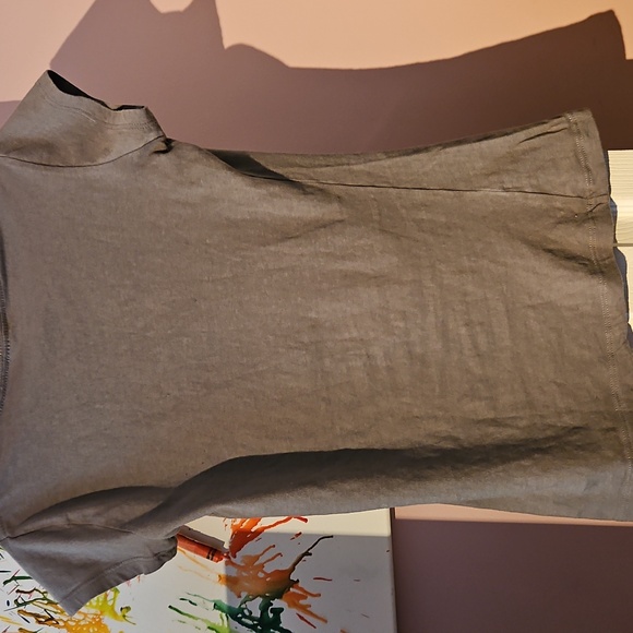 Rue 21 Small Pink and Grey Awareness Short Sleeve T-shirt - Picture 2 of 2